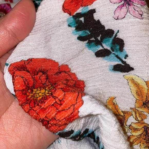 NWOT Lane Bryant floral on/off the shoulder blouse - Picture 5 of 6